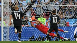 messi missed his penalty_penalty saved